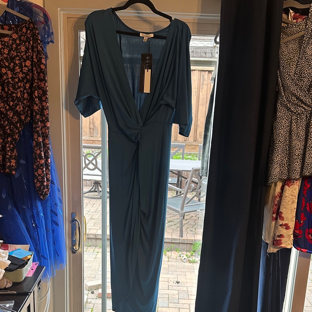 Elegant Teal Maxi Dress